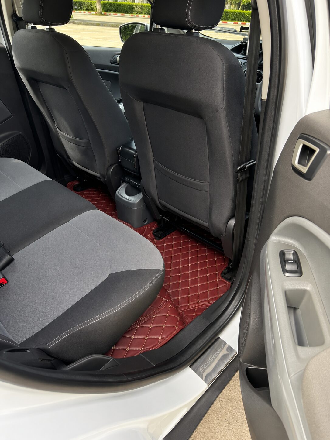 FORD Ecosport - 1,5 AT, 110 hp 2017 yi — 4