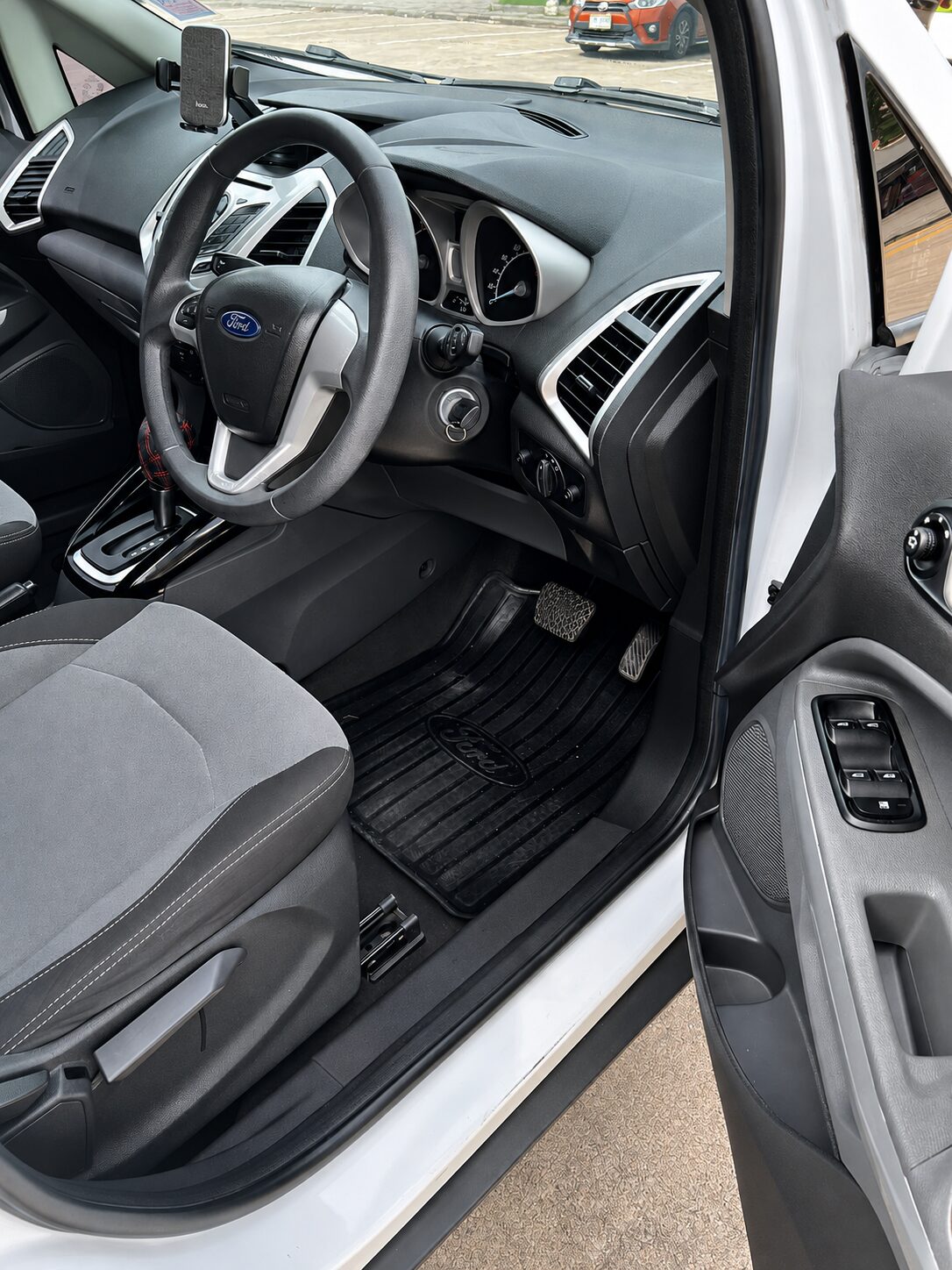 FORD Ecosport - 1,5 AT, 110 hp 2014 yi — 3